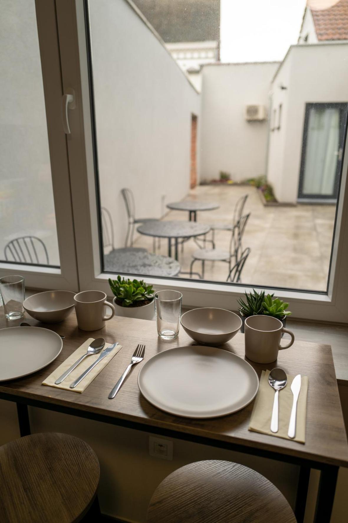 La Table D'Auguste Hotel Dour Eksteriør billede